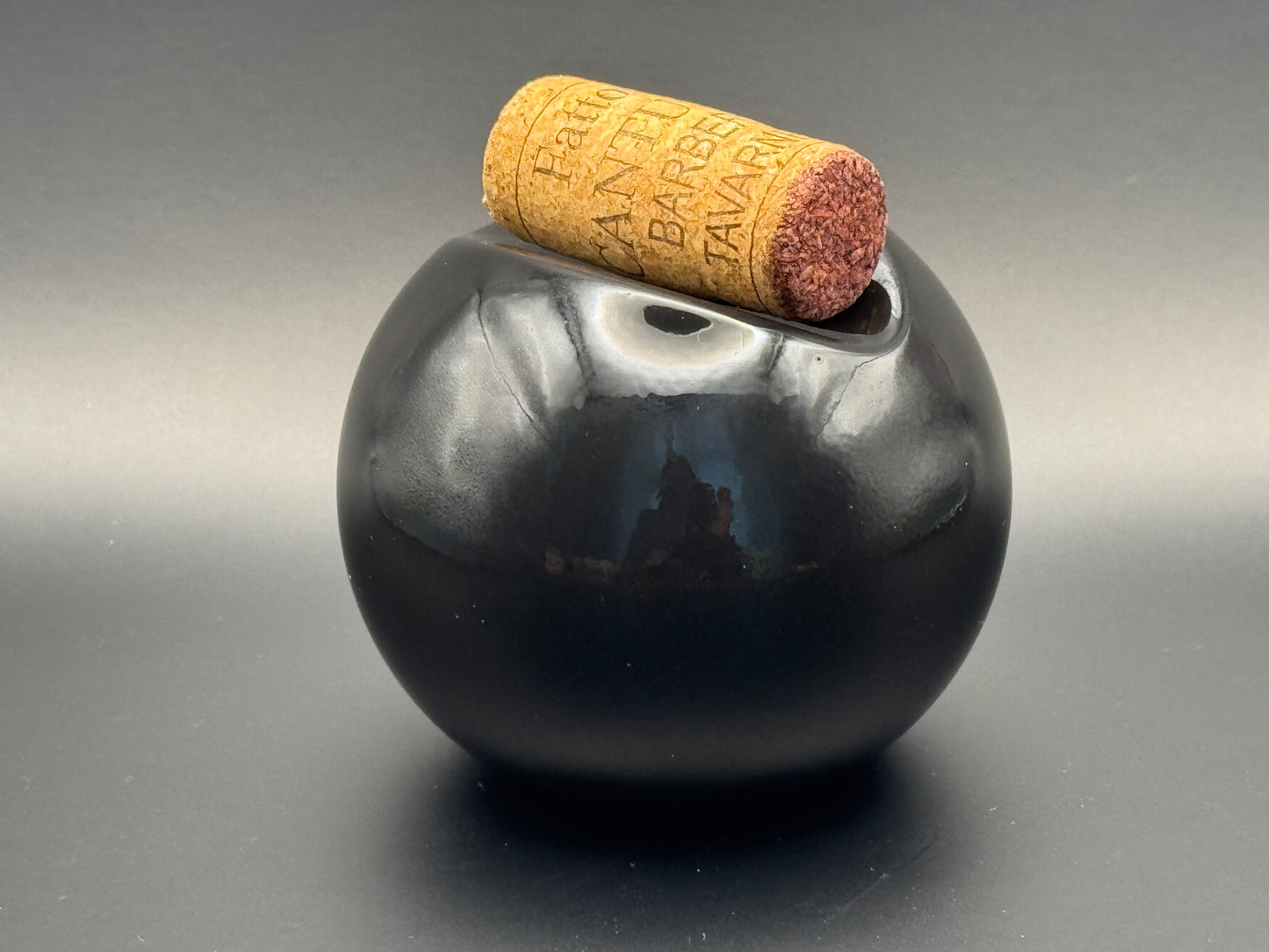 Kugel-Bouchonnet: Beton Schwarz